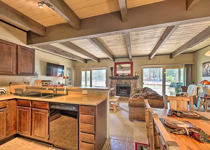 Patio & Fireplace: Country Club Pinetop Condo! Indian Pine